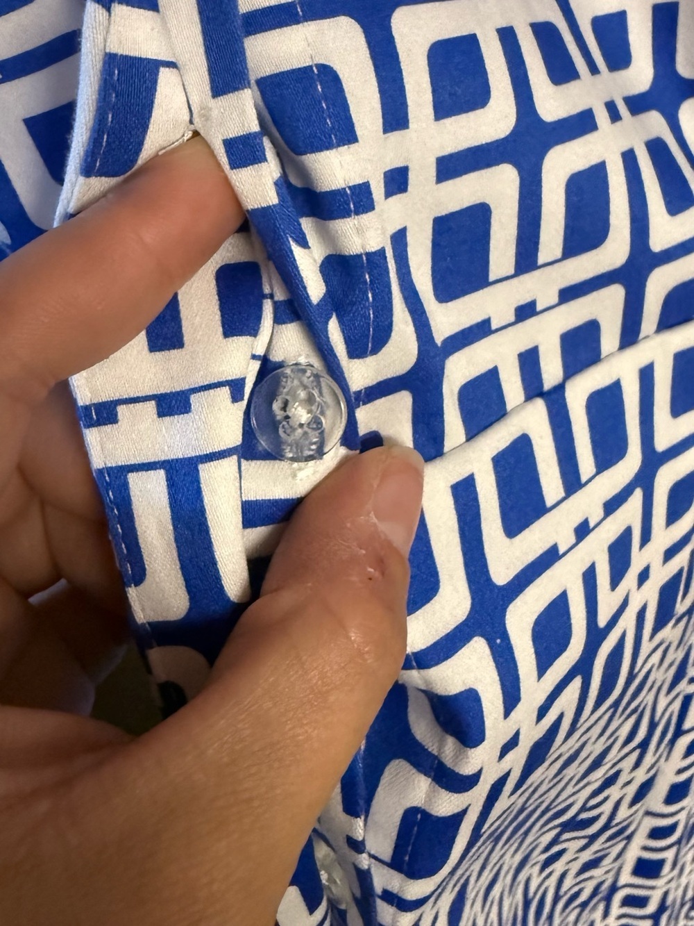 Sleeveless Blue & White Geometric Shift Dress - Picture 3 of 3